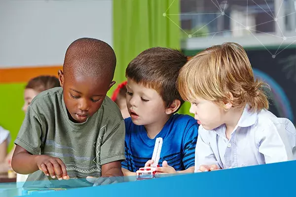 childeren sitting together